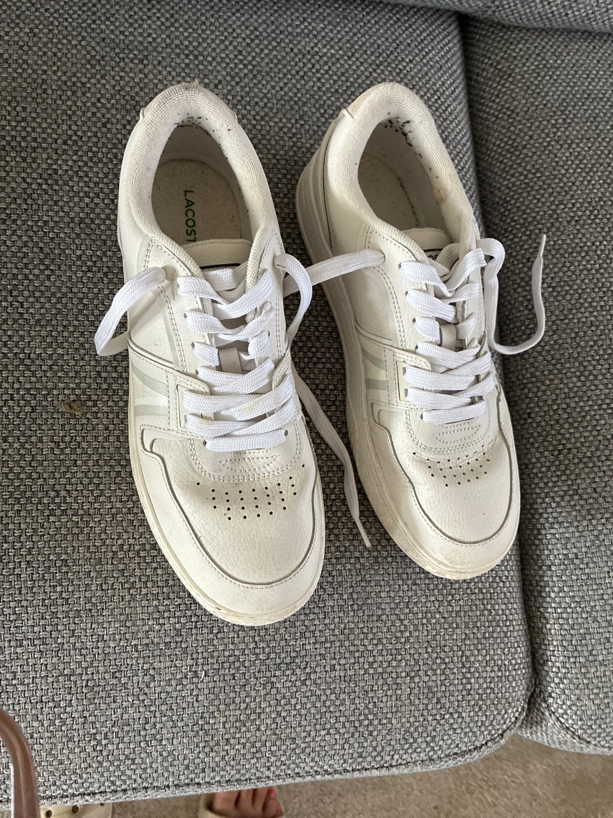 Lacoste sneakers maat 43 - Zo goed als nieuw, Ophalen of Verzenden, Zo goed als nieuw, Wit, Sneakers of Gympen