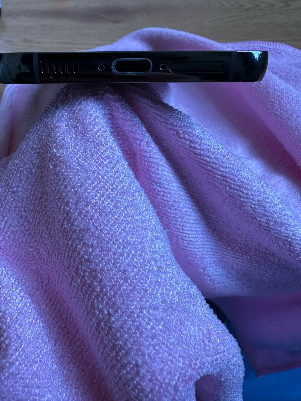 Foto 9 van Samsung Galaxy S23+ 256GB Zwart - Zo goed als nieuw