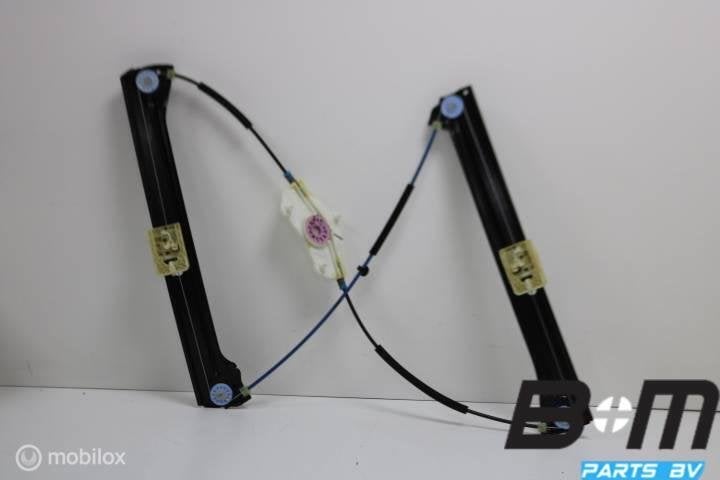 Raammechaniek rechtsvoor VW Touran 5T 5TA837462, Gebruikt