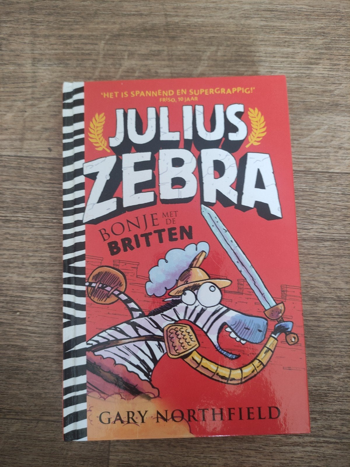 Julius Zebra: Bonje met de Britten - Gary Northfield, Ophalen of Verzenden, Zo goed als nieuw, Gary Northfield, Fictie algemeen
