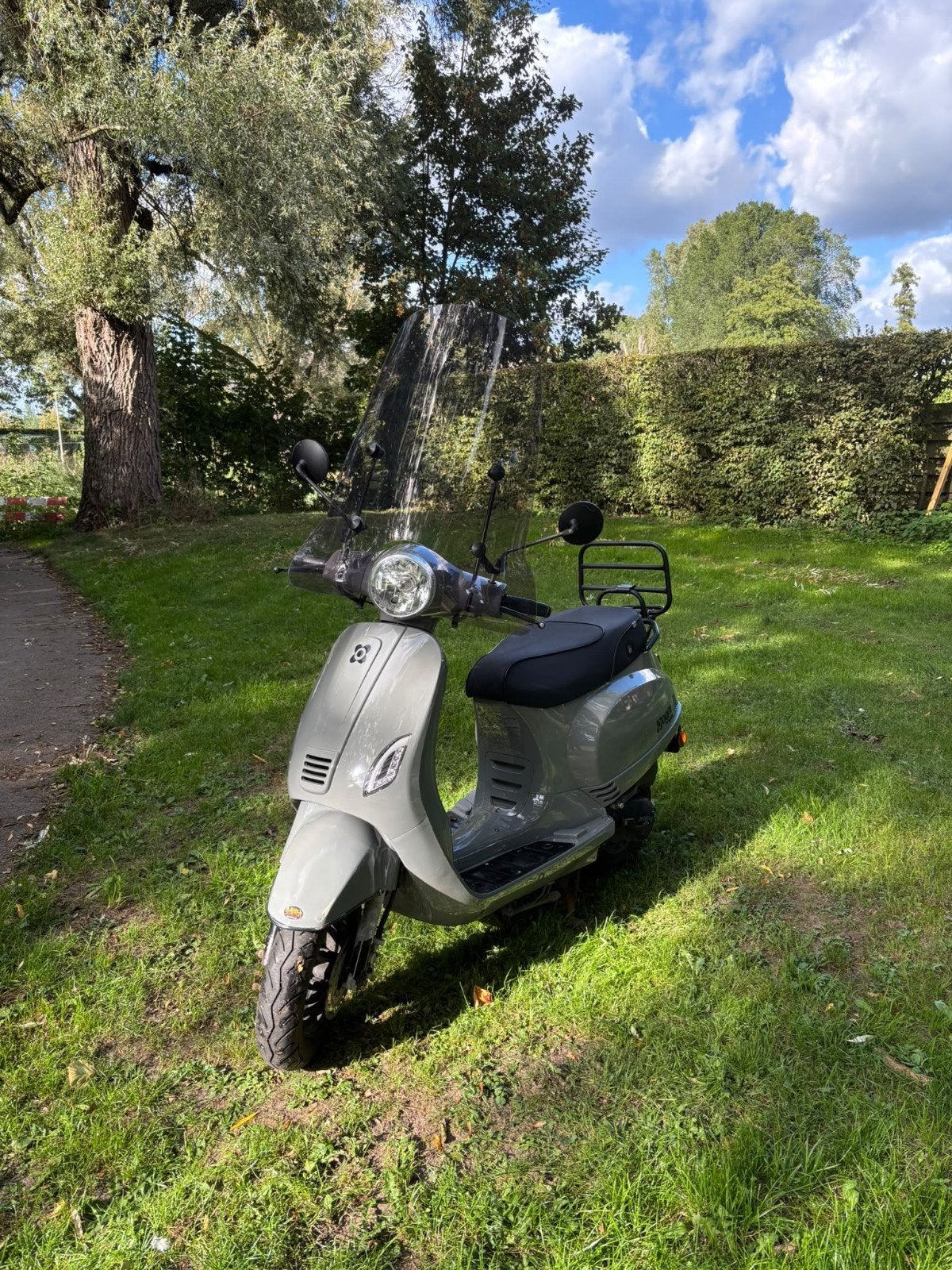AGM VX50 i bj 2020  9.741 km Dealer onderhouden, Ophalen, Benzine, Overige merken
