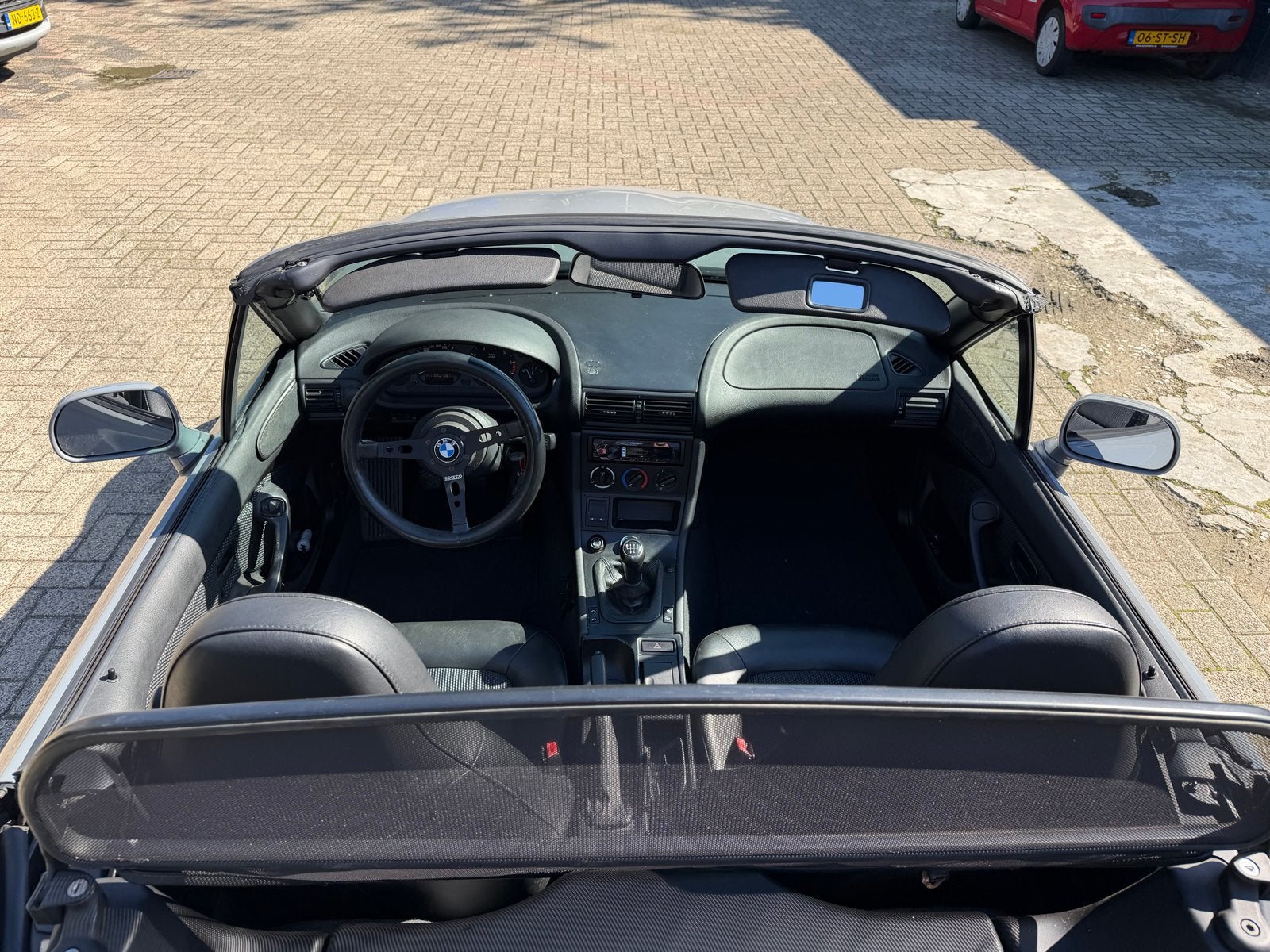 Foto 10 van BMW Z3 unieke kleur✅ nwe Kap apk 2027 17” lm velgen