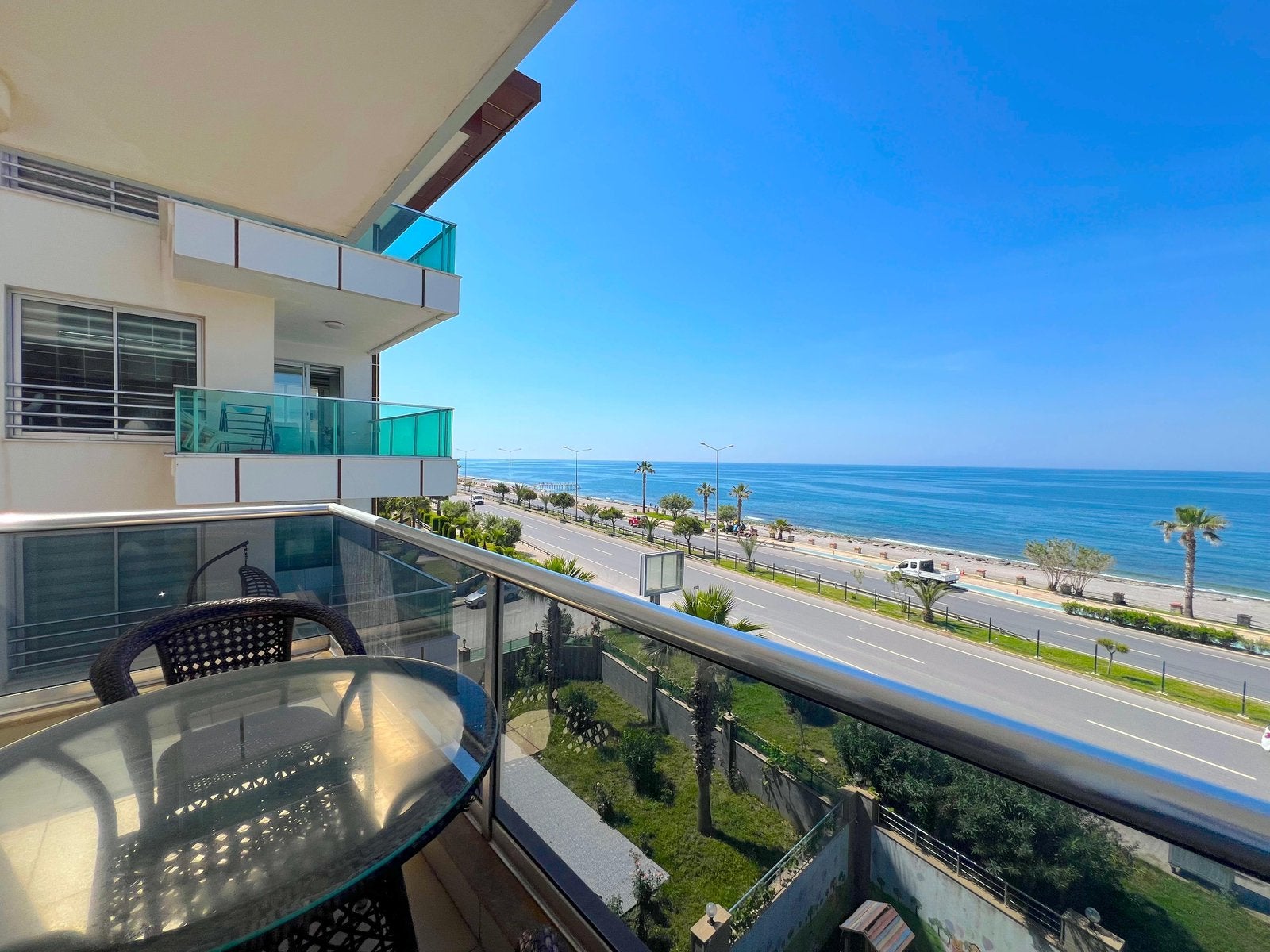 Mooi apprtement direct aan zee, Eén persoon, 3 overnachtingen of meer