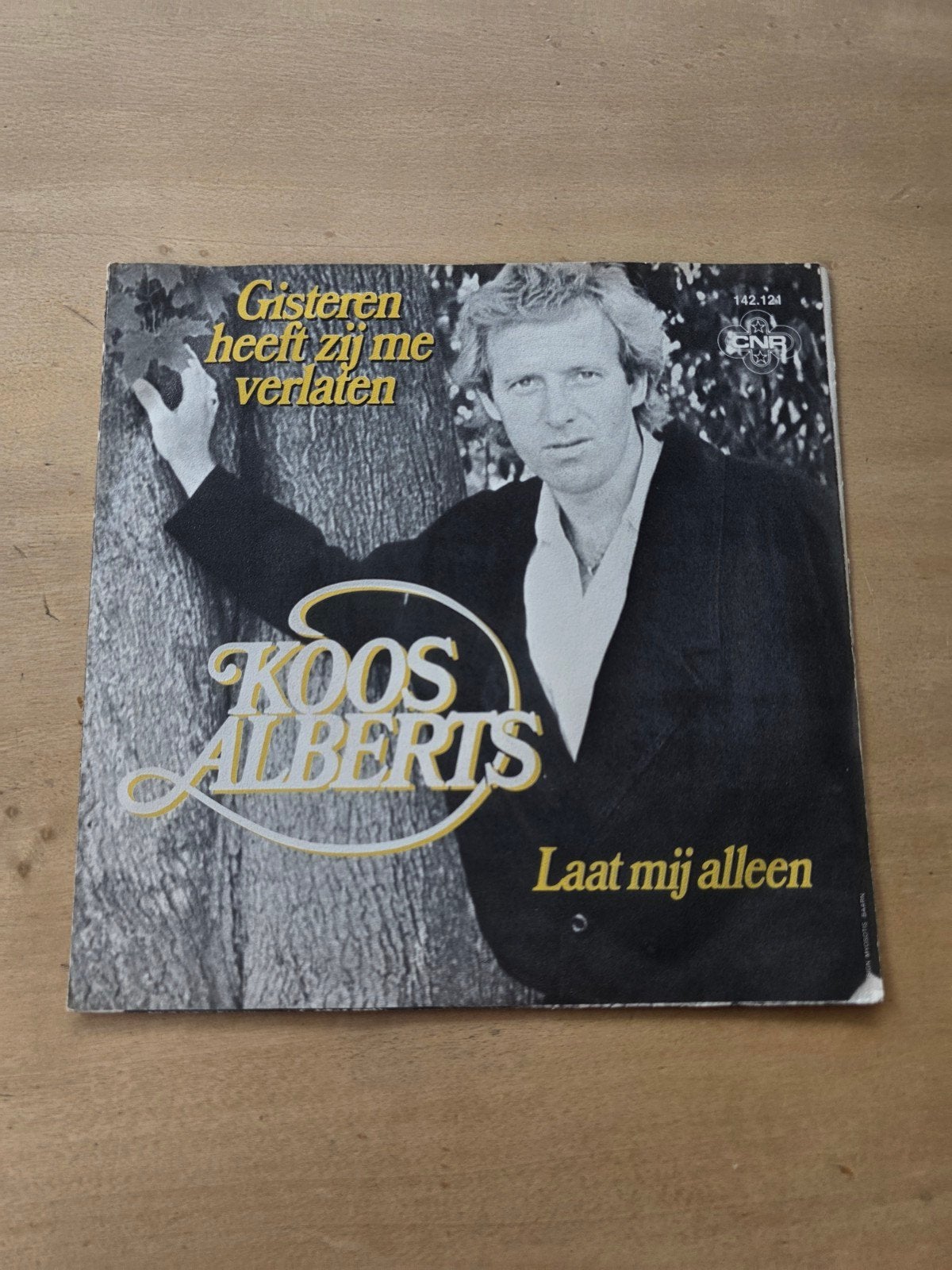 Koos Alberts - gisteren heeft zij me verlaten, Cd's en Dvd's, Vinyl Singles, Gebruikt, Nederlandstalig, Fotohoes, Originele persing
