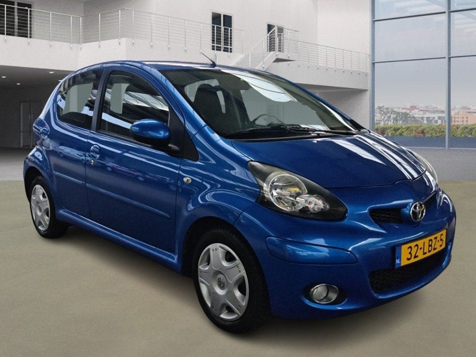 Toyota Aygo 1.0-12V Dynamic Blue Airco +NAP NL-auto, Auto's, Toyota, Stof, 68 pk, Origineel Nederlands, Bedrijf