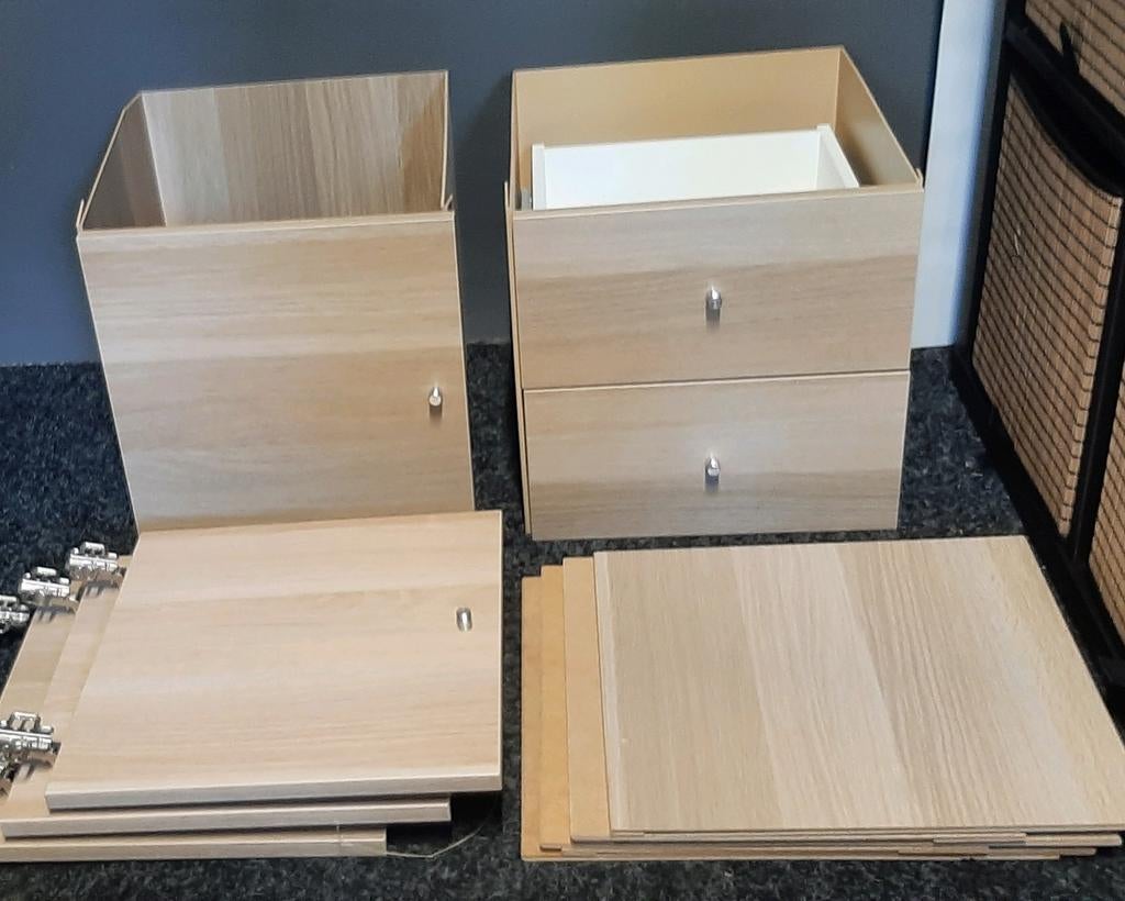 7 deurtjes en 2 ladekasten voor ikea kallax Vakkenkast, Ophalen, Zo goed als nieuw