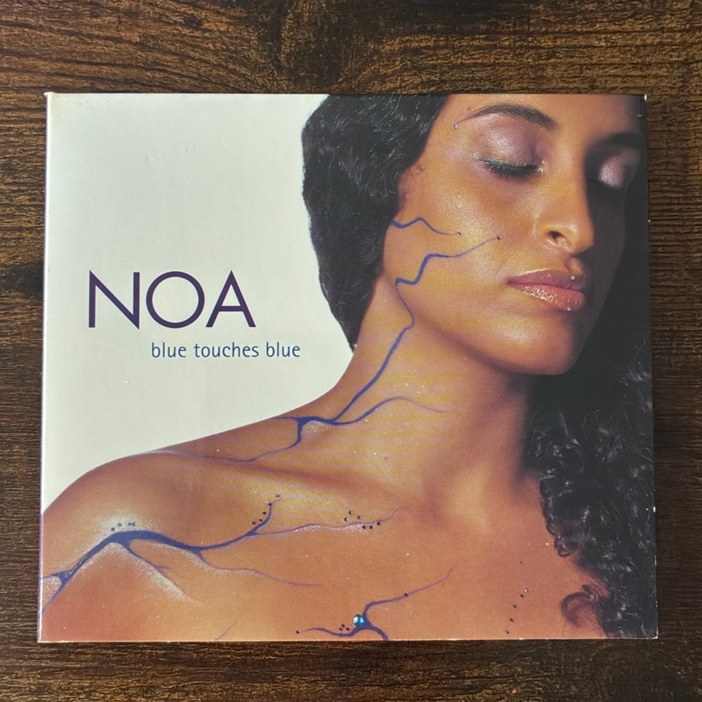 CD Promo Noa - Blue Touches Blue, Pop, Ophalen of Verzenden, Zo goed als nieuw, Inclusief boekje
