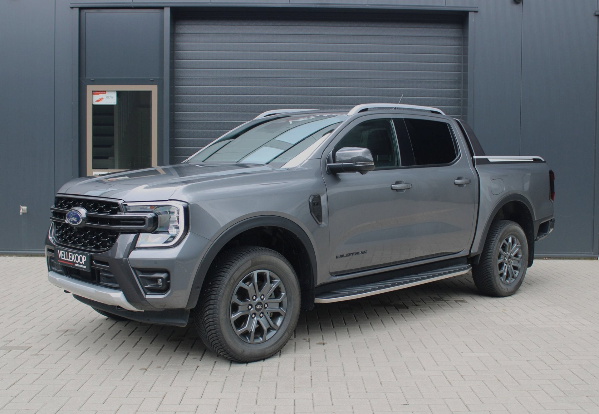 Ford Ranger 3.0 V6 Wildtrak | BPM Vrij | Trekhaak | Adaptive, Auto's, Bestelauto's, Automaat, Dealer onderhouden, Gebruikt, Zwart