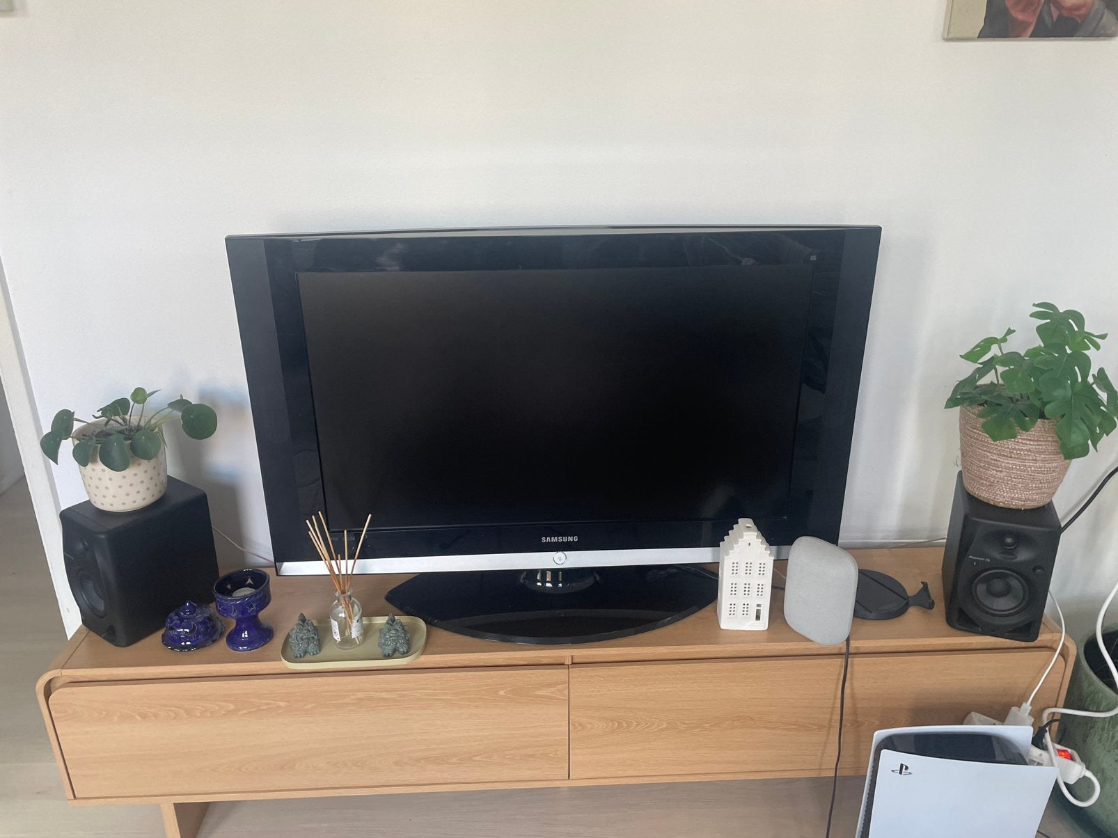 81” Samsung