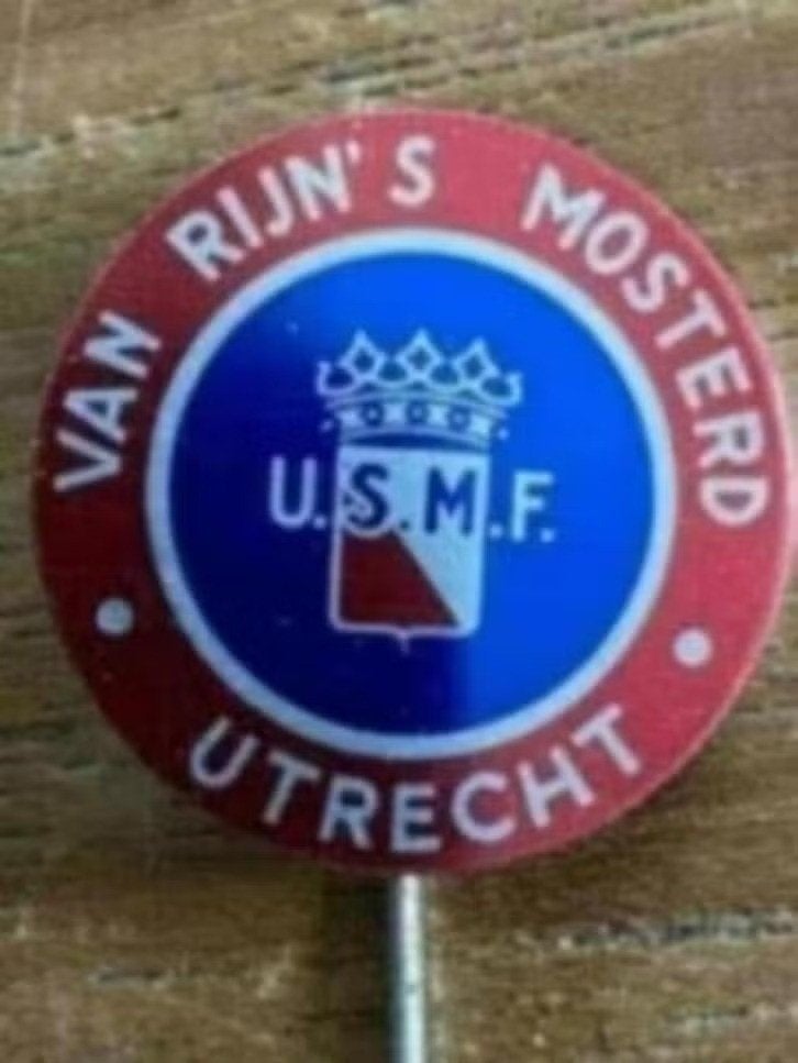 Utrecht, van rijn’s mosterd ( speldje), Ophalen of Verzenden, Gebruikt, Overige onderwerpen, Speldje of Pin