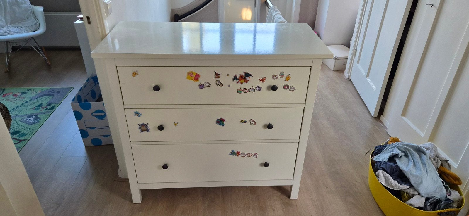 Witte commode met 3 lades, Ophalen