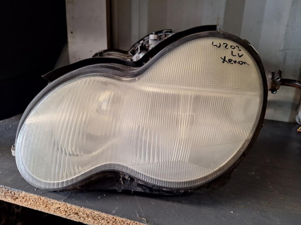 Koplamp links en rechts Mercedes W203 C-klasse xenon, Auto-onderdelen, Verlichting, Ophalen, Mercedes-Benz, W203, W203
