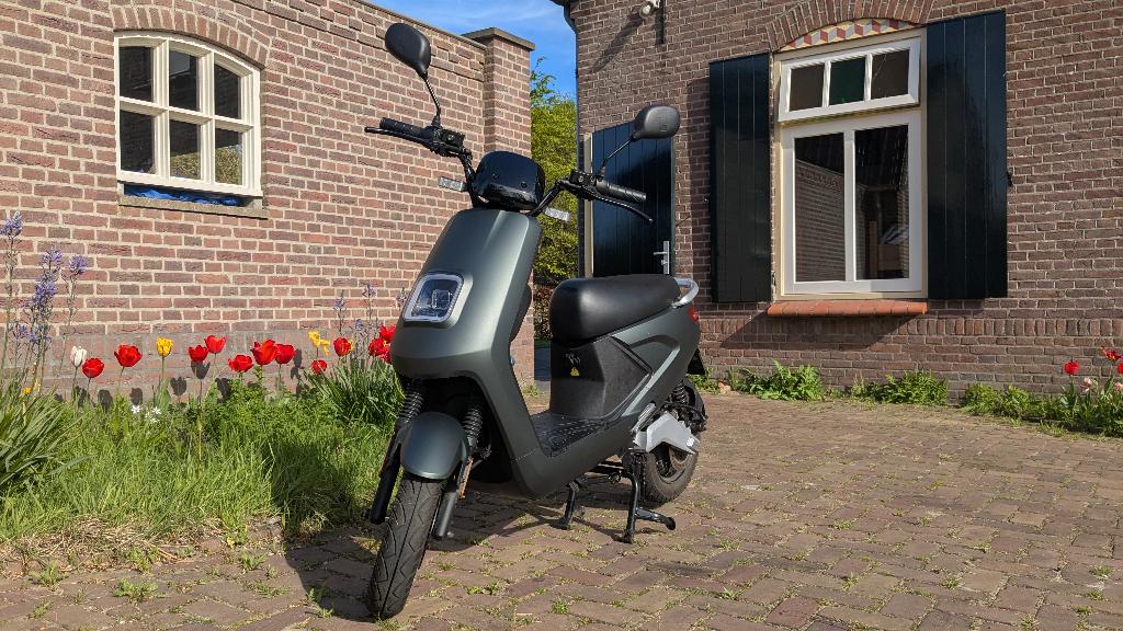 IVA E-GO S4 Elektrische Scooter | Dec 23 | 1960 km |Matgroen, Ophalen, Maximaal 45 km/u, Elektrisch, Zo goed als nieuw