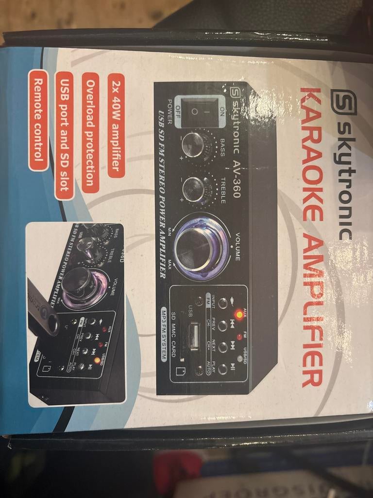 Skytronic AV-360 Karaoke Versterker met USB/SD/FM, Ophalen of Verzenden, Zo goed als nieuw