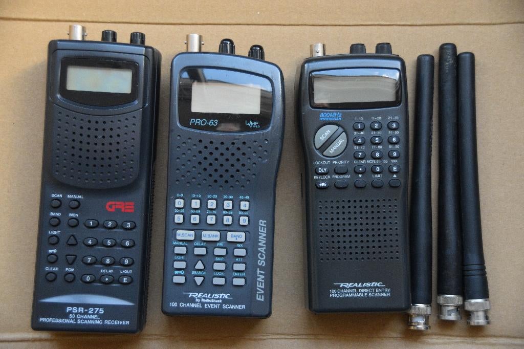 scanners mobiele/portable, Ophalen of Verzenden, Gebruikt, 30 tot 200 kanalen, Draagbaar