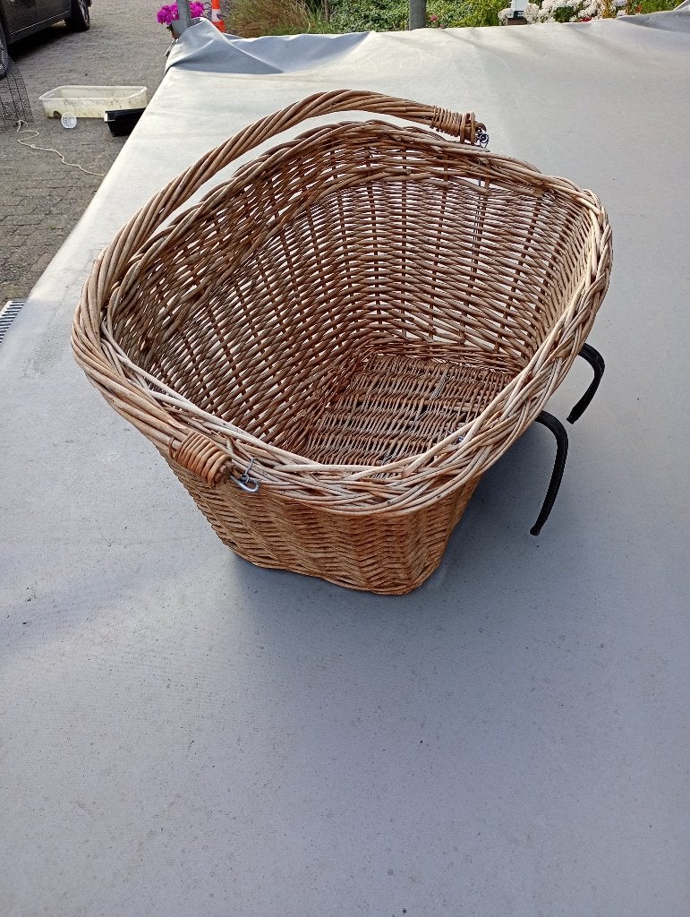 Fietsmand, Ophalen, Gebruikt, Fietsmand
