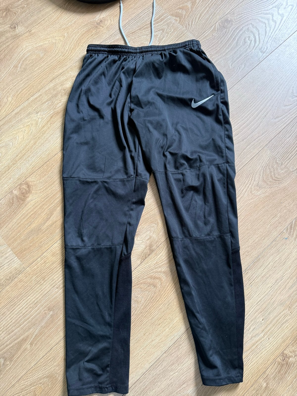 Nike trainingsbroek maat M, Maat 48/50 (M), Zwart, Ophalen of Verzenden, Voetbal