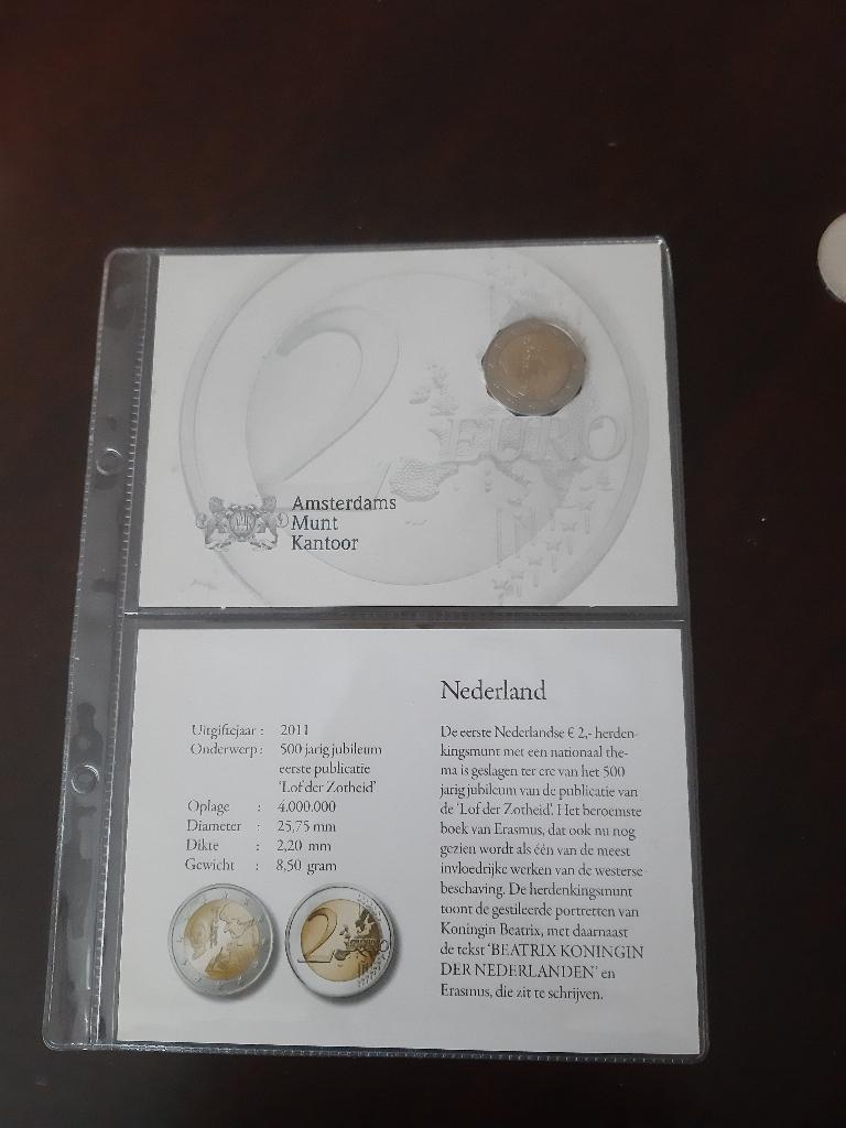 2 euro herdenkings munt oa 500 jaar lof der zotheid, Postzegels en Munten, Munten | Nederland, Ophalen, Koningin Beatrix, Euro's
