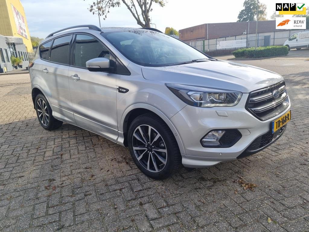 Ford Kuga 1.5 EcoBoost ST-LINE NIEUWE MOTOR NU 27000 KM, Auto's, Ford, 4 cilinders, Origineel Nederlands, Bedrijf, Handgeschakeld