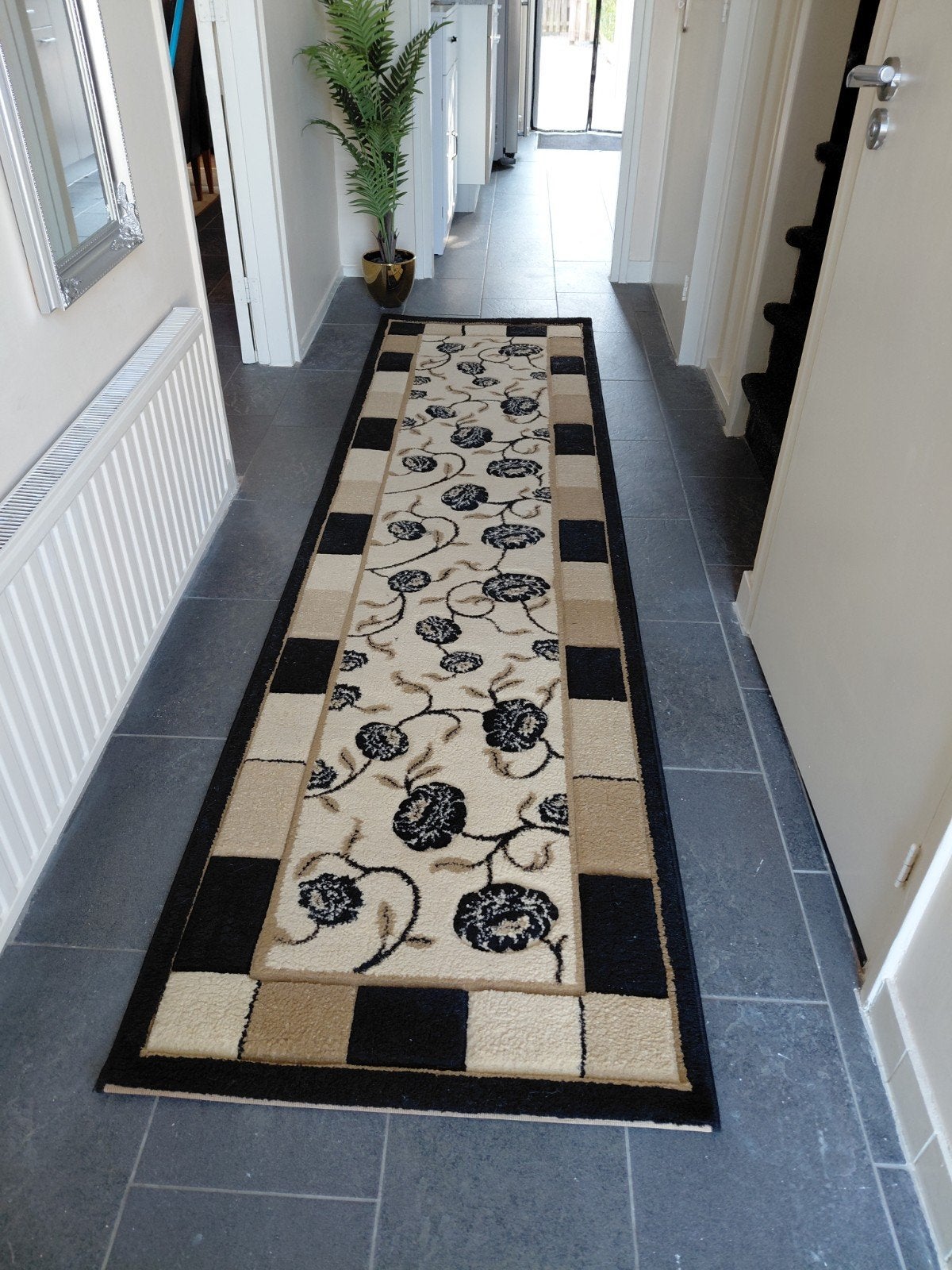 Lange vloerloper met bloemmotief - Zwart, beige, bruin., Klassiek, Bloemmotief, Gebruikt, Bruin, 200 cm of meer