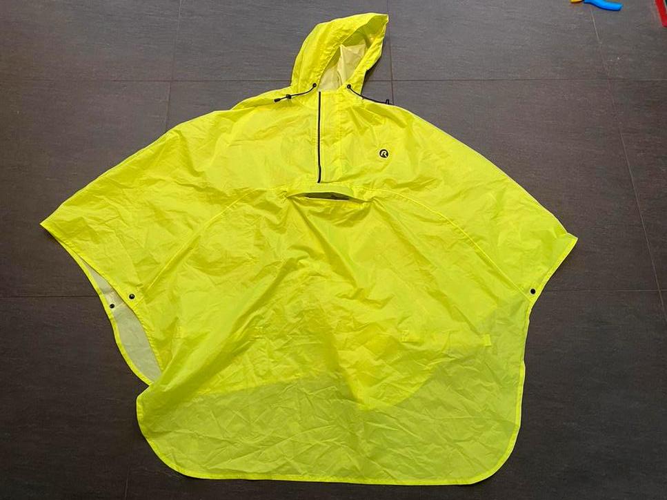 Agu core regen poncho nieuw! m, ., Nieuw, Ophalen of Verzenden, .