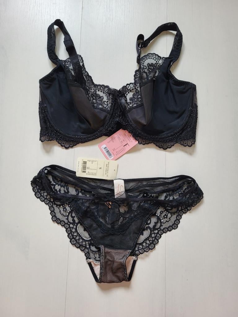 NIEUW! Hunkemöller Sylvie Meis setje 80F/S zwart kant, Ophalen of Verzenden, Zwart