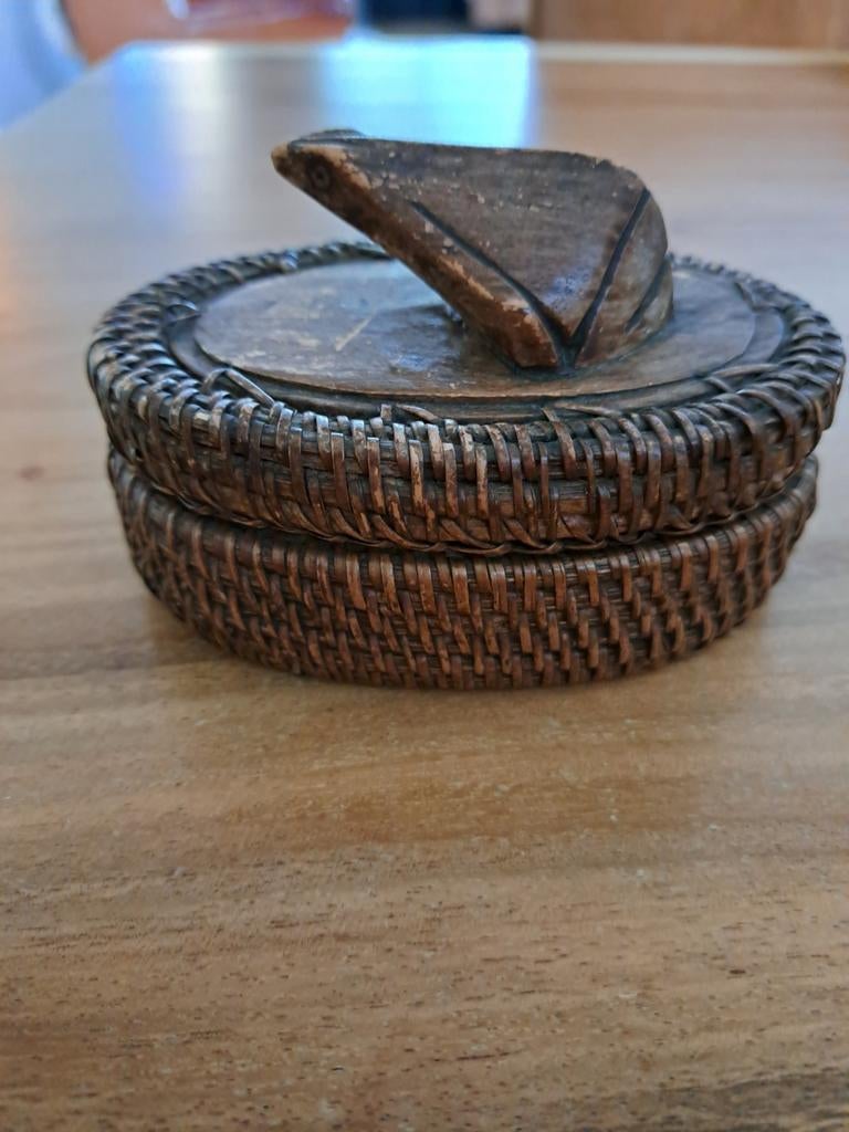 Birmariet (opberg) bakje met kikker op deksel, Ophalen of Verzenden