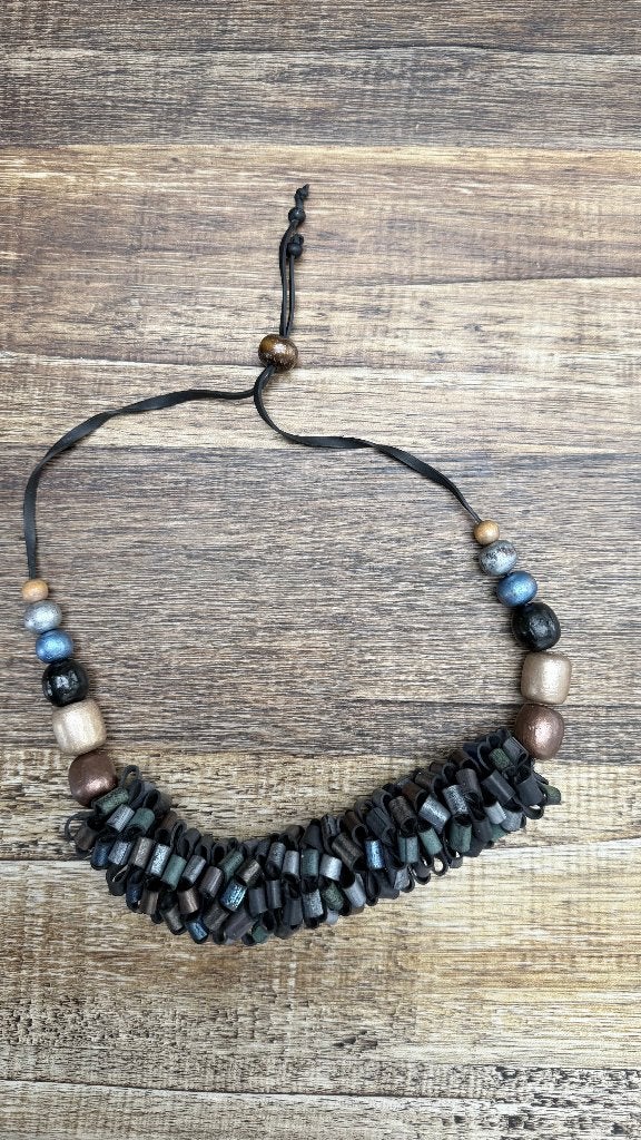 Mooie Ketting - tinten blauw, goud., Ophalen of Verzenden, Gebruikt, Blauw, Kunststof