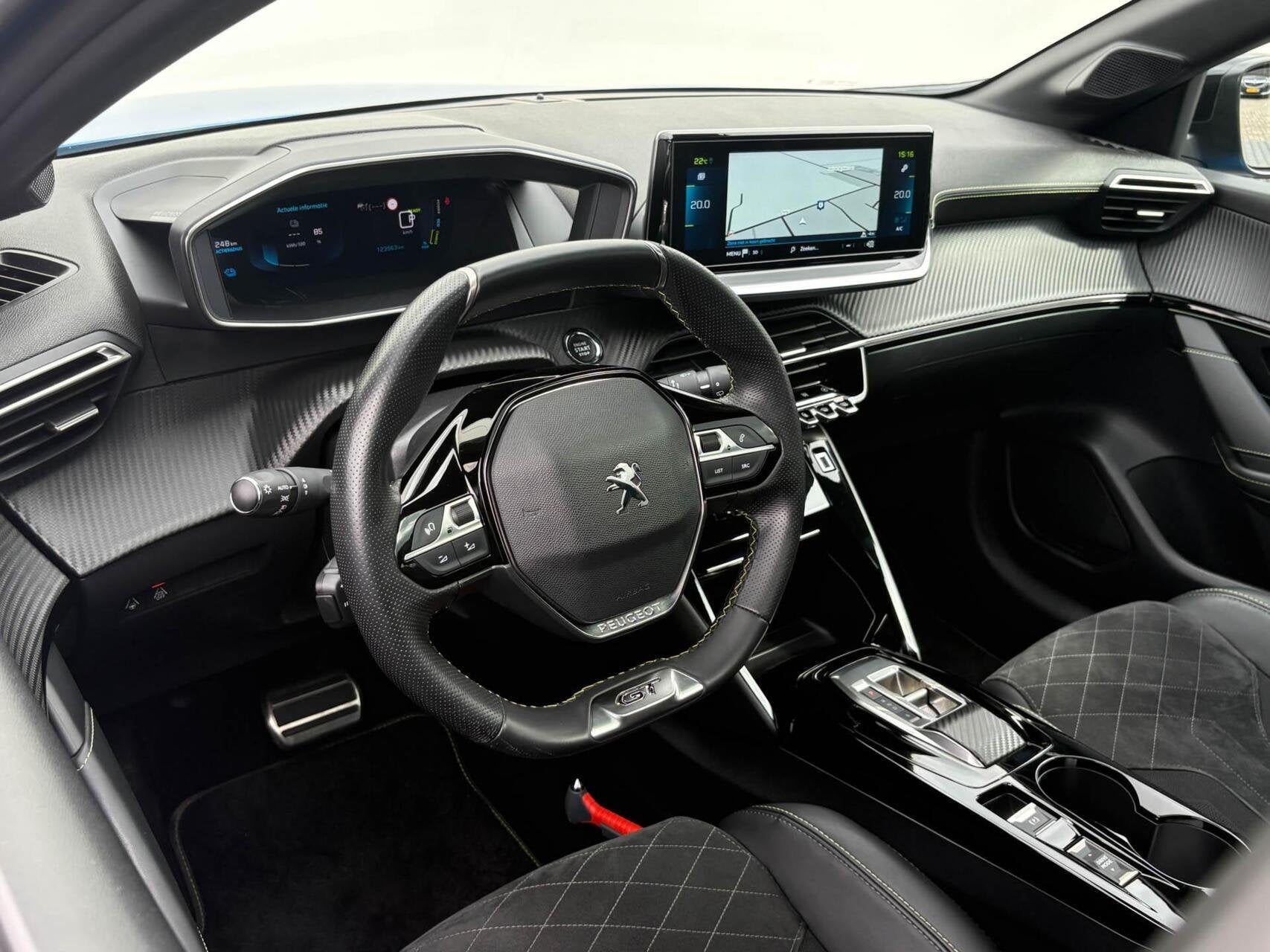 Peugeot e-208 EV GT Pack 50 kWh 3-Fase | SOH 91% | 3D Cockpi, Auto's, Dealer onderhouden, 136 pk, Gebruikt, Zwart