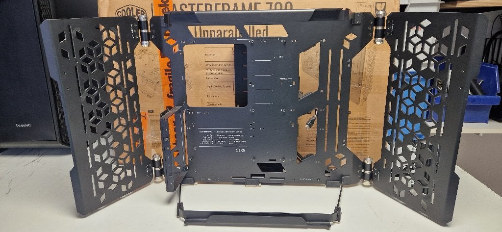 Cooler Master Masterframe 700, Computers en Software, Ophalen of Verzenden, Gebruikt