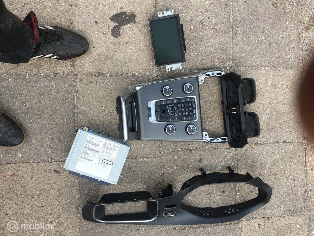 Navigatie set Volvo V40 II ('12-'18), Gebruikt, Ophalen of Verzenden, Volvo, Volvo