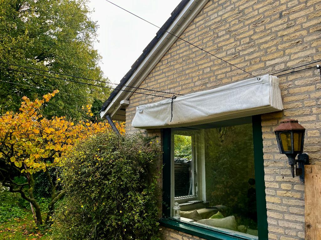Uitvouwbaar harmonica schaduwdoek 6m x 2m (arctic white), Tuin en Terras, Schaduwdoeken, Ophalen, Gebruikt