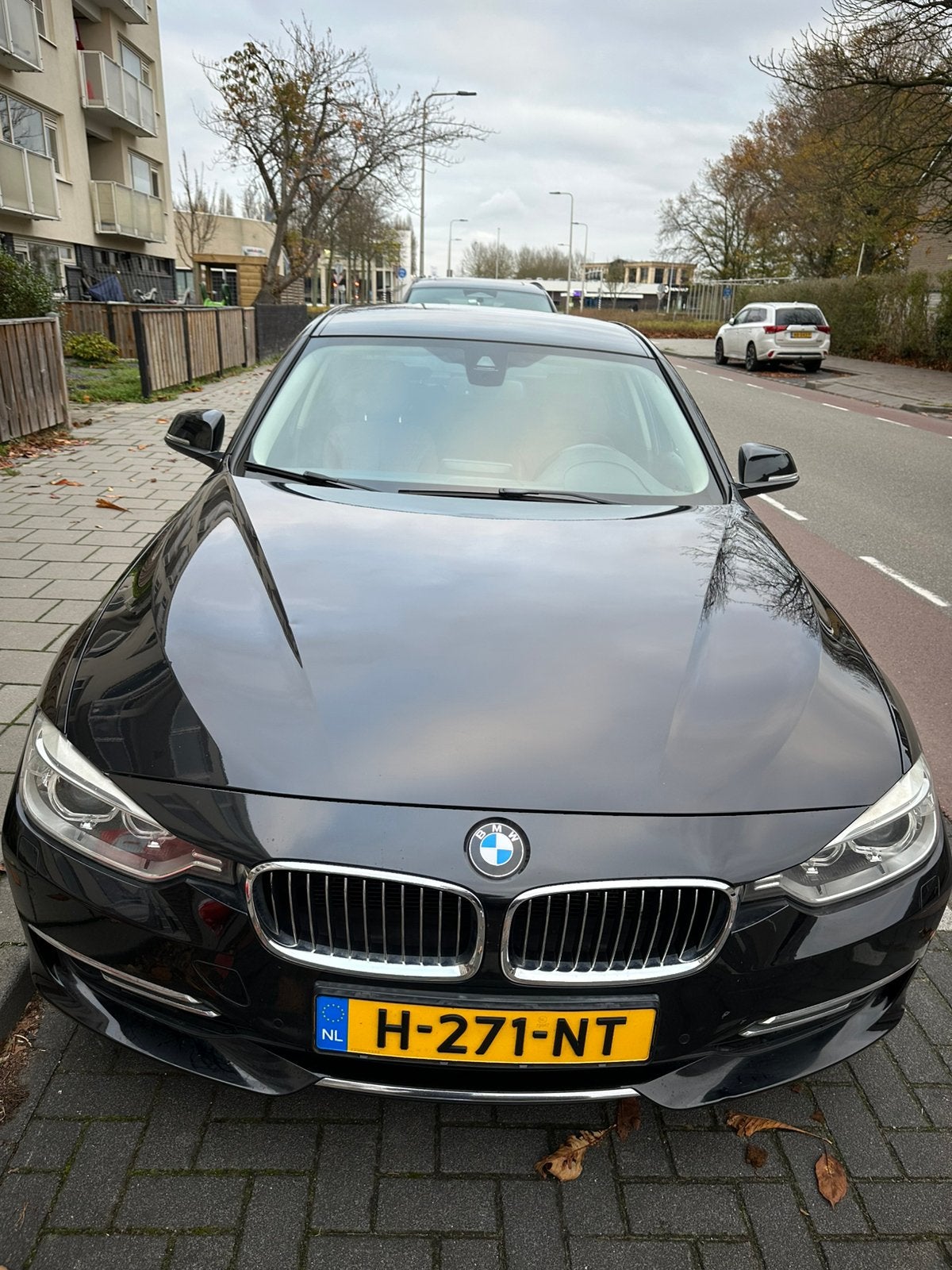 BMW 3-Serie 2.0IX 320 135KW Aut8 (f30) 2012 Zwart, Auto's, BMW, Achterwielaandrijving, 4 cilinders, Zwart, 75 €/maand