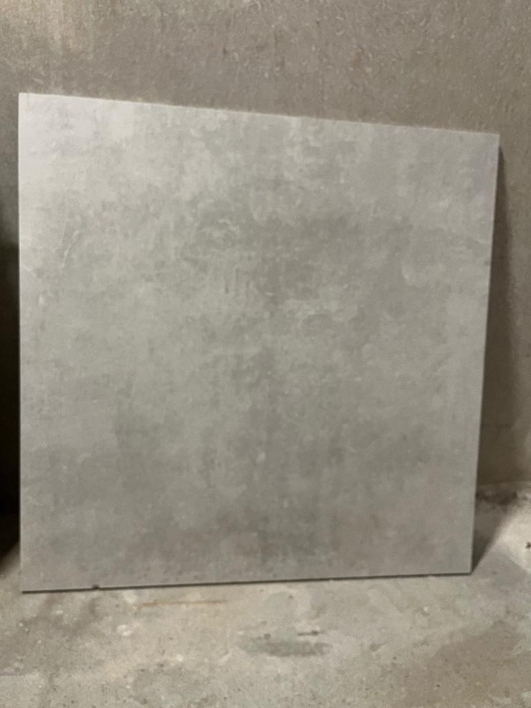 Badkamertegels - grijs, Doe-het-zelf en Verbouw, Tegels, Ophalen, 60 cm of meer, Nieuw, Minder dan 5 m²