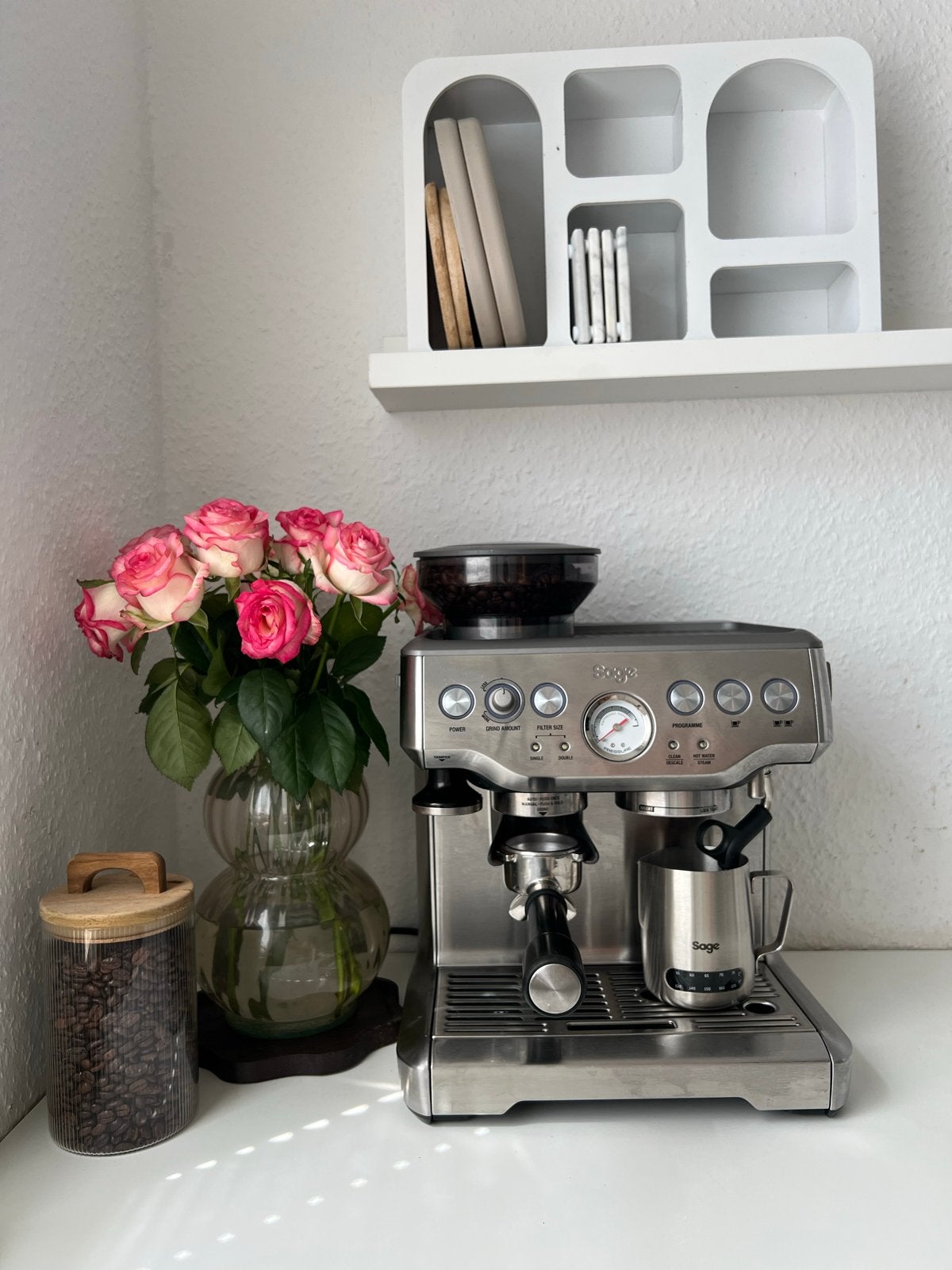 Sage Barista Express, Witgoed en Apparatuur, Koffiezetapparaten, Ophalen, Afneembaar waterreservoir, Espresso apparaat, Koffiebonen