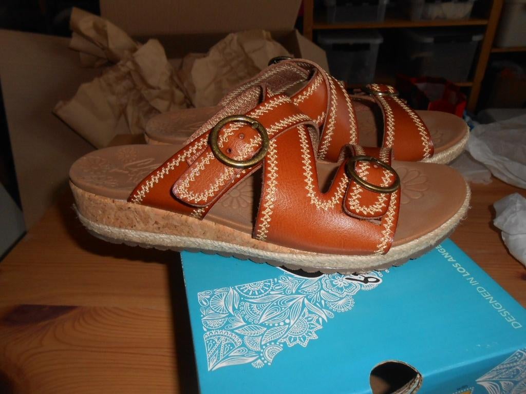 A12 Skechers cali slippers maat 38, Slippers, Skechers, Overige kleuren, Ophalen of Verzenden