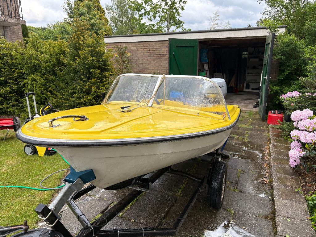 Klassieke gele speedboot – Incl trailer | Zonder motor, Ophalen, Gebruikt, Geen motor, Polyester