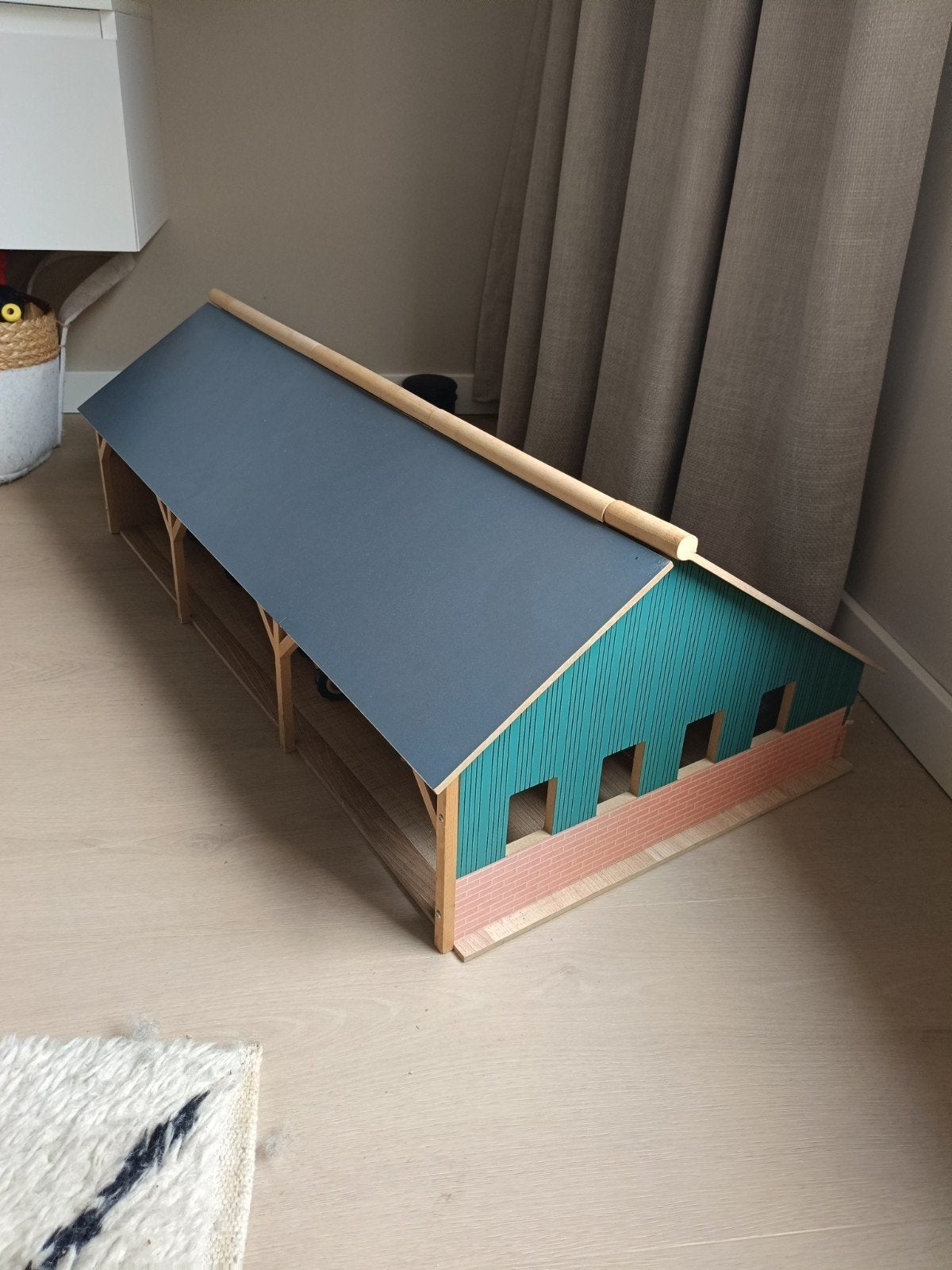 Kids Globe stal / loods, Ophalen, Zo goed als nieuw, Overige typen