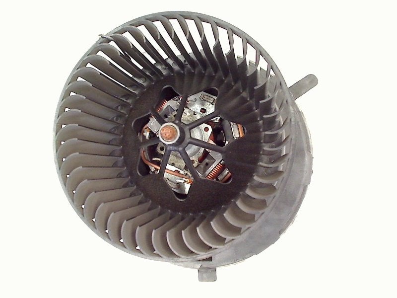 Kachel Ventilatormotor Volkswagen Passat Variant (3C5) 2007, Gebruikt, Volkswagen, Volkswagen AG, Kundenbetreuung@volkswagen.de