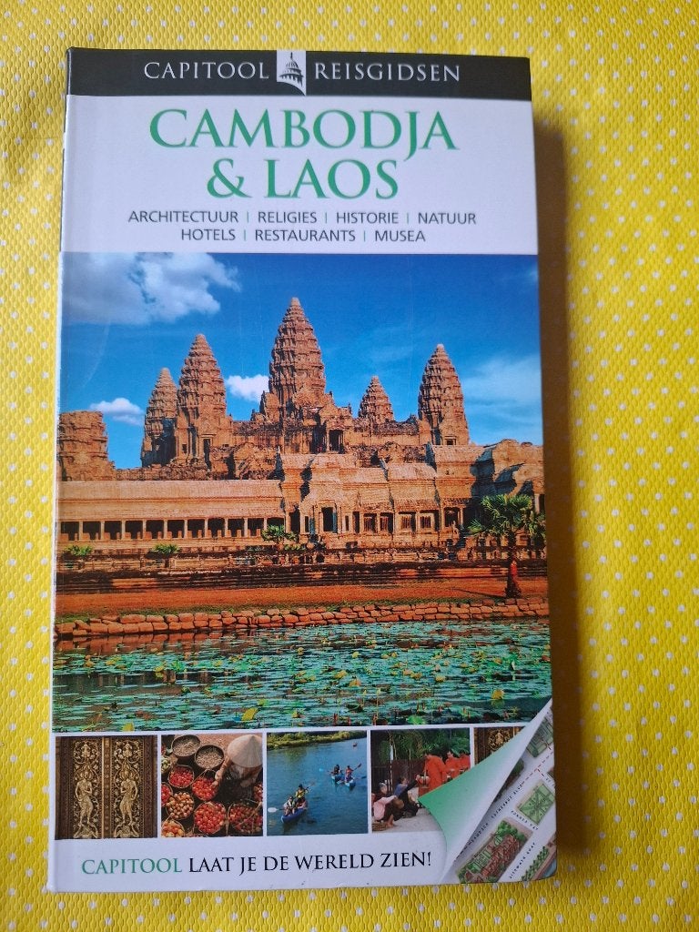 Capitool Reisgids Cambodja & Laos - Architectuur, Historie, Gelezen, Capitool, Ophalen of Verzenden, Reisgids of -boek