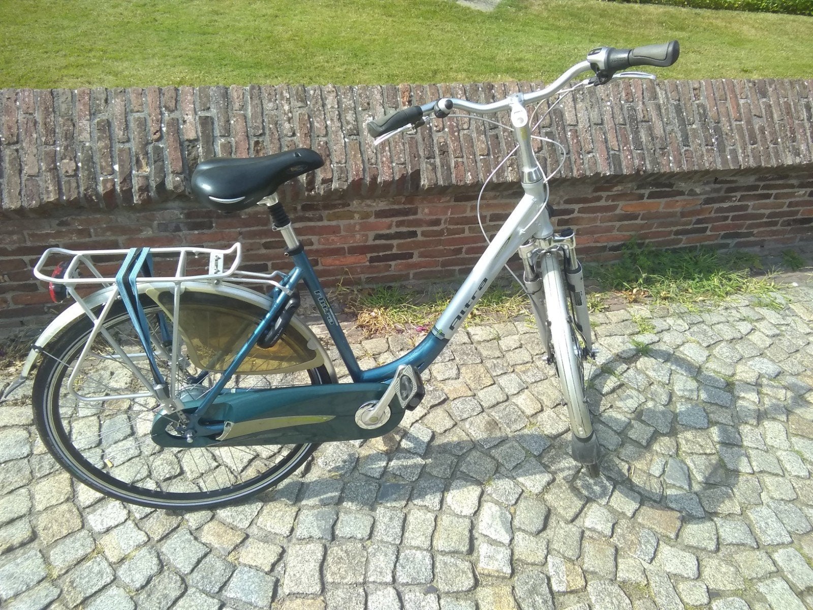 altra uoyagen, Fietsen en Brommers, Fietsen | Dames | Damesfietsen, Ophalen, Gebruikt, Overige merken
