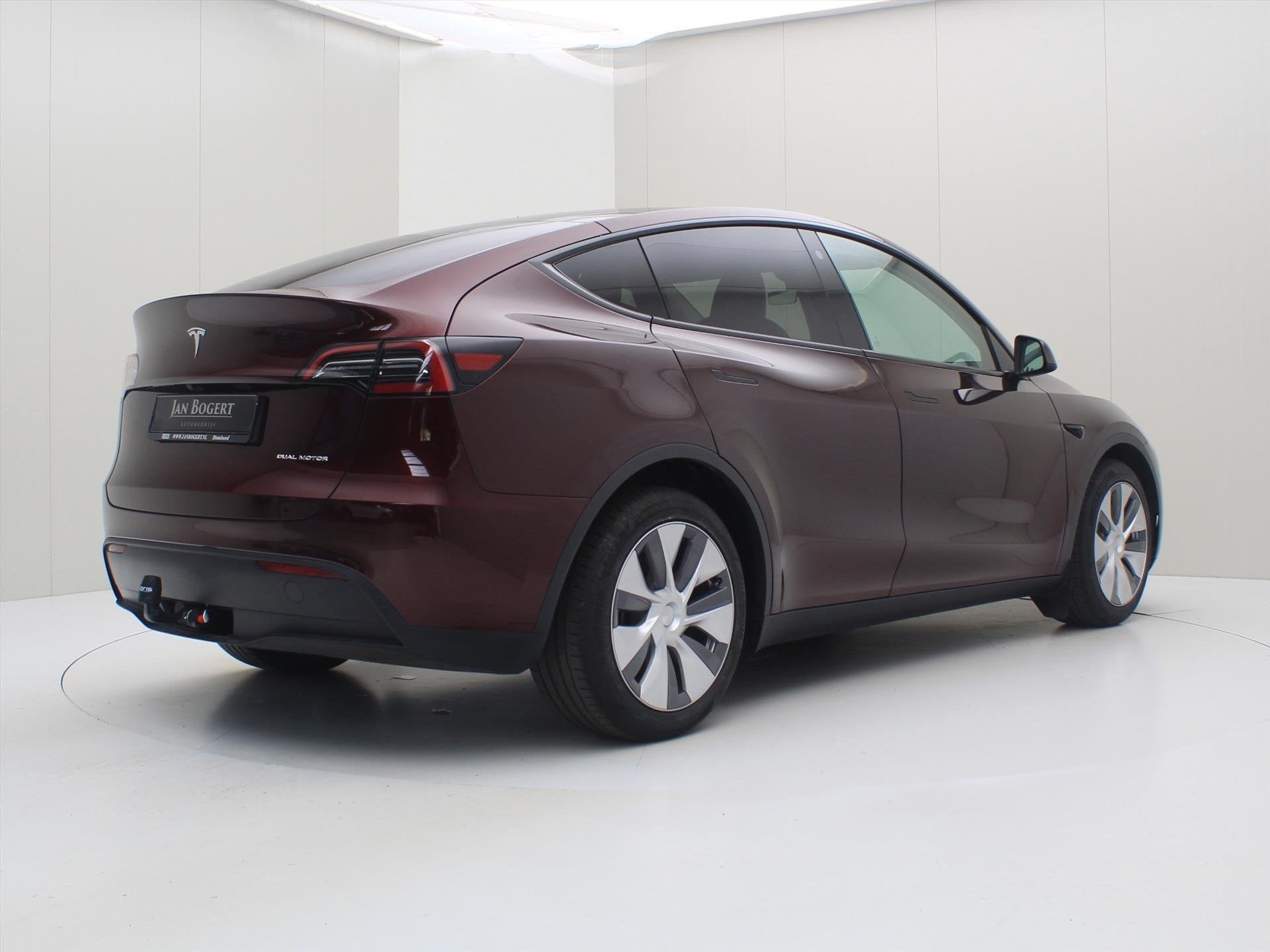 Tesla Model Y Long Range AWD 75kWh 351pk 93.1% SoH [ TREKHAA, Automaat, Adaptive Cruise Control, Gebruikt, Zwart
