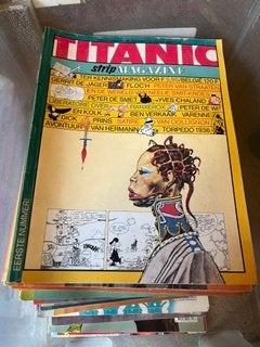 Grote verzameling strips - Titanic creepy macabre etc, Diverse tekenaars en schrijvers, Meerdere stripboeken, Ophalen, Gelezen