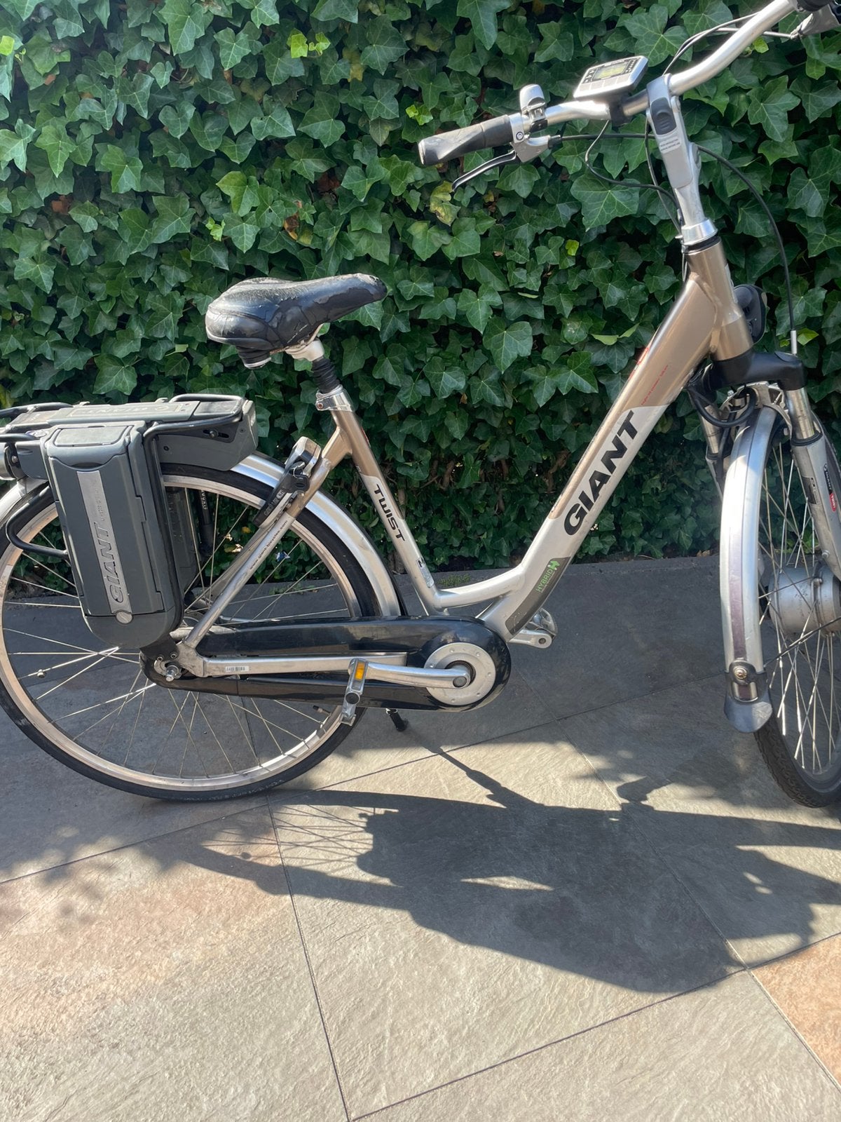 Electrische fiets giant  twis zonder oplader., 47 tot 51 cm, Ophalen, Gebruikt, Giant