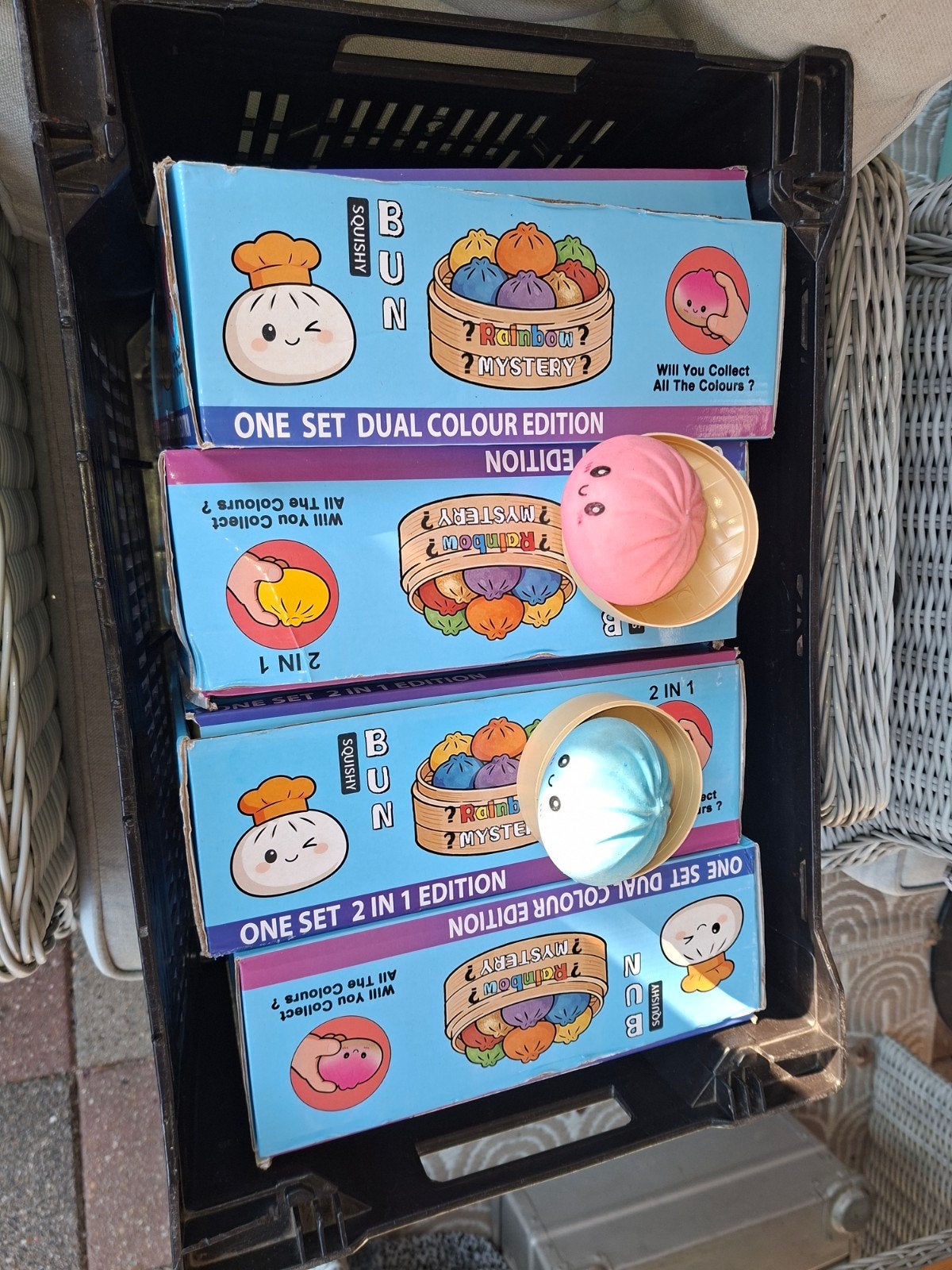 Partij van 48 Squishy's - Rainbow Mystery Bun Editie, Ophalen, Nieuw, Jongen of Meisje
