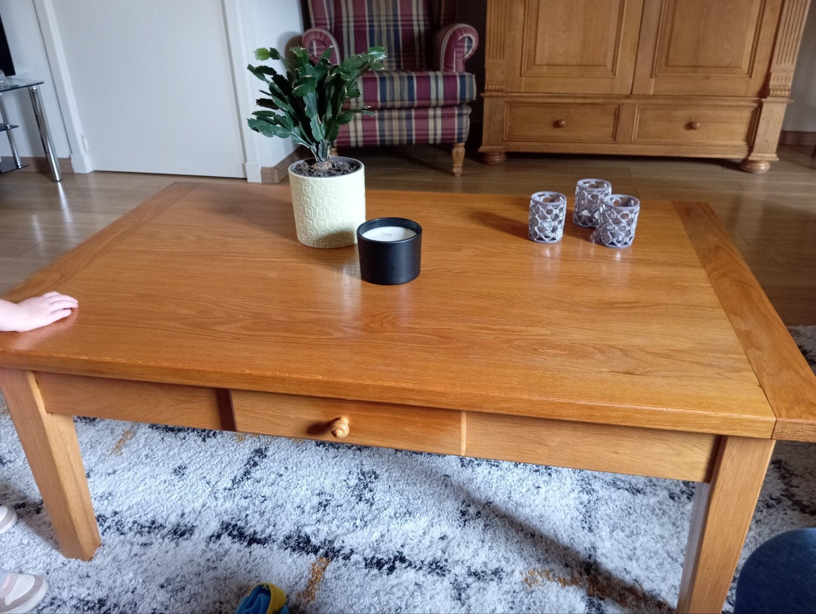 Gratis houten tafeltje, Huis en Inrichting, Tafels | Salontafels, Ophalen, 100 tot 150 cm, 50 tot 100 cm, Minder dan 50 cm