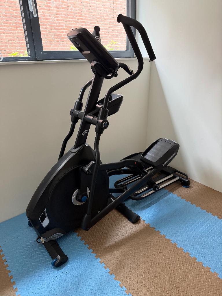 Professionele Nautilus Crosstrainer – Nieuwstaat, Ophalen, Zo goed als nieuw, Rug, Crosstrainer