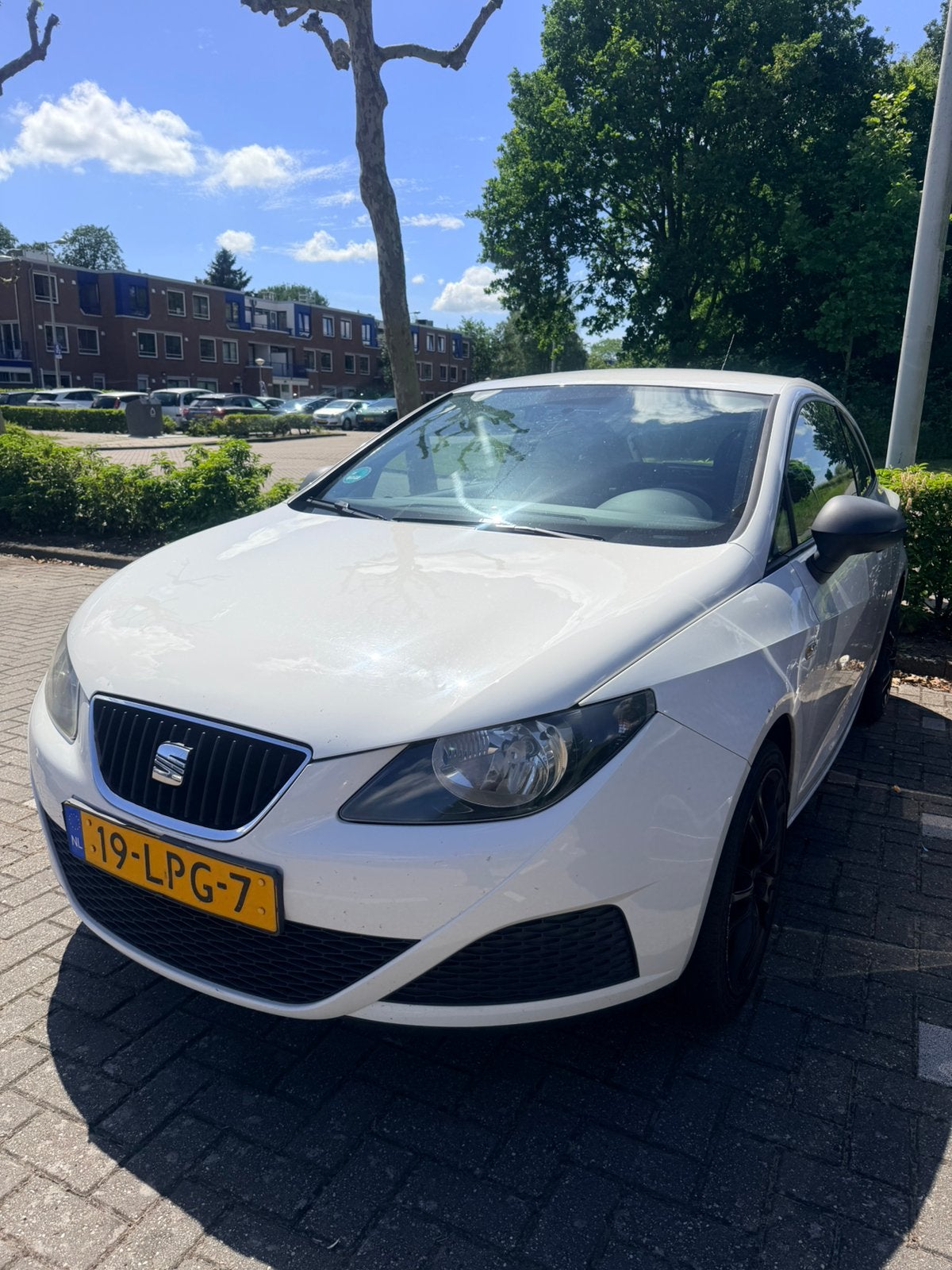 Seat Ibiza 1.2 44KW 2010 Wit, Auto's, Voorwielaandrijving, 31 €/maand, 1198 cc, Origineel Nederlands