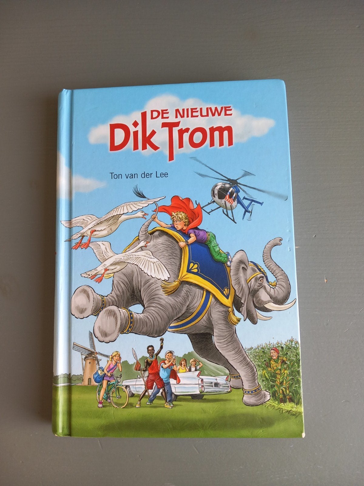 De nieuwe dik trom, Ophalen of Verzenden, Zo goed als nieuw, Fictie algemeen