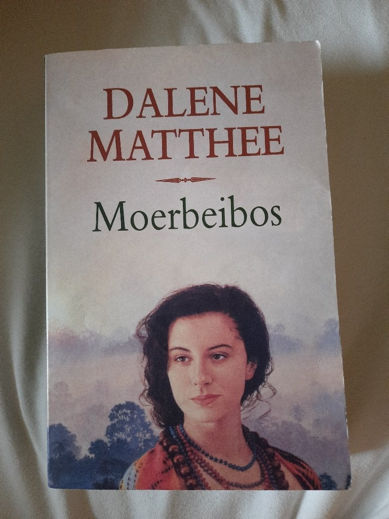 Dalene Matthee - Moerbeibos, Ophalen of Verzenden, Gelezen, Dalene Matthee